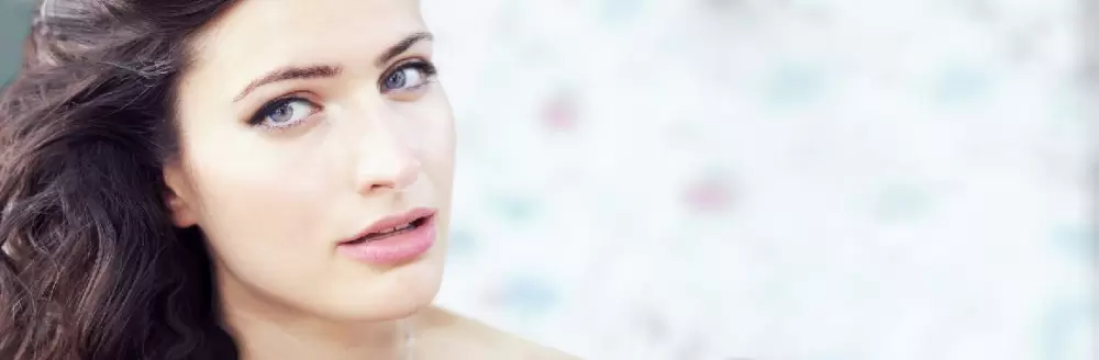 Terapie vlastní krví pro přirozené omlazení pleti. Vyhlazuje jemné vrásky, vrací pokožce elasticitu a zářivý vzhled.